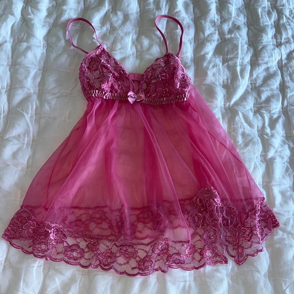 Vintage Frederick's of Hollywood Elegant Pink Lace Babydoll lingerie